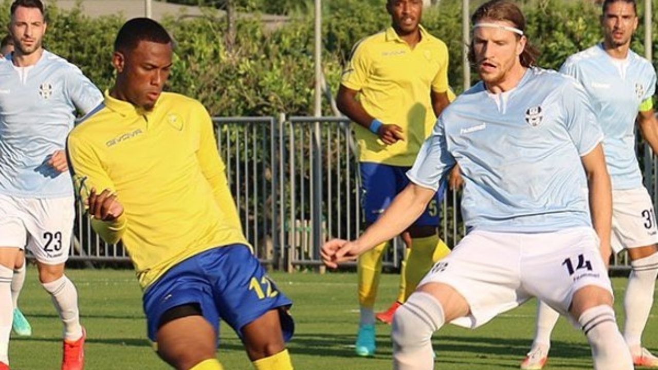 Deiby Flores se estrena como goleador en el Panetolikos de Grecia