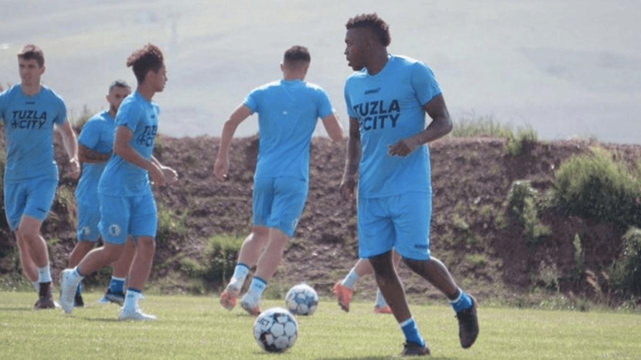 Honduras tendría un nuevo legionario en la Liga de Costa Rica