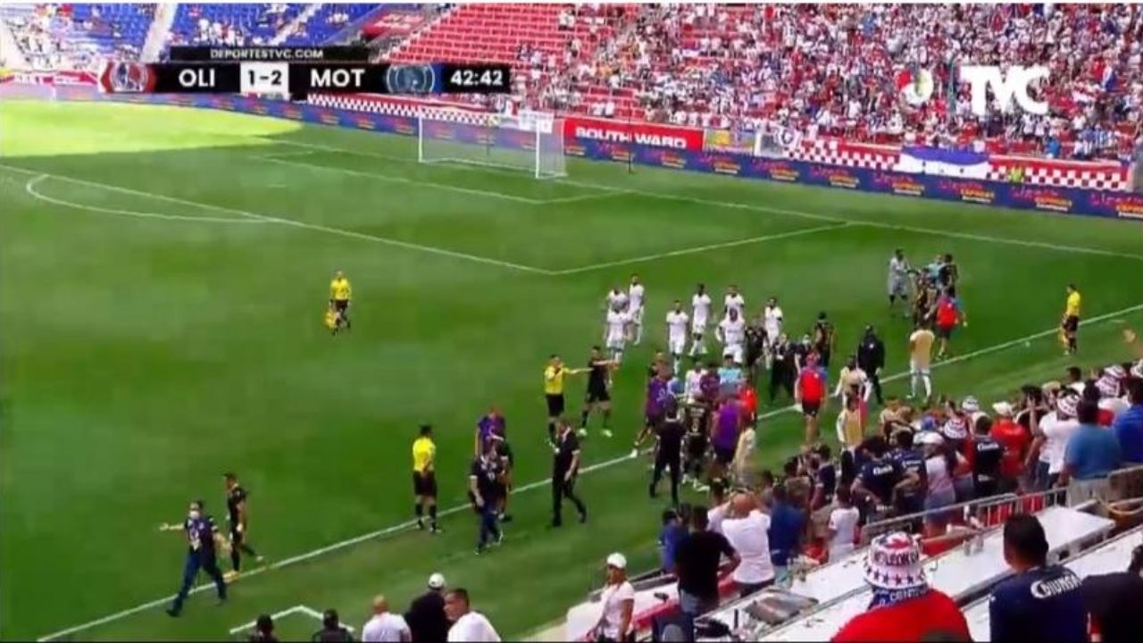 La reacción de Rely Maradiaga y Juan Carlos Pineda por la pelea entre Olimpia y Motagua