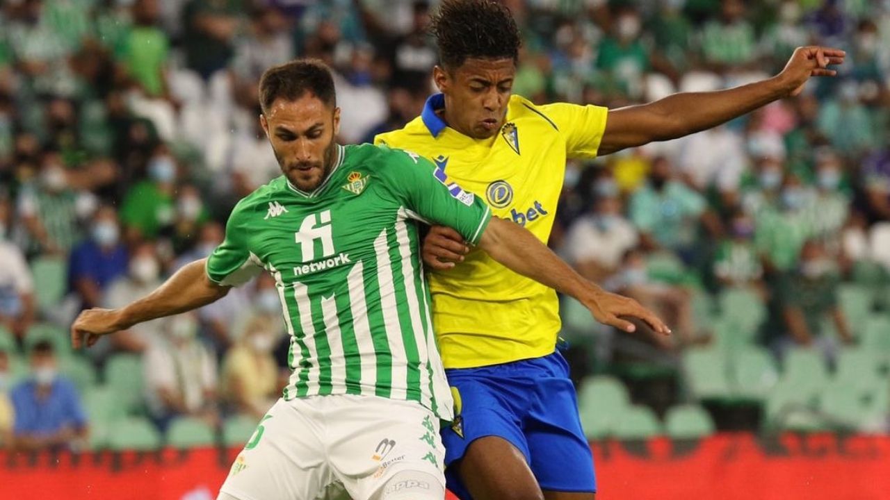 Penal contra el Choco Lozano ayuda al Cádiz en su segundo empate en La Liga