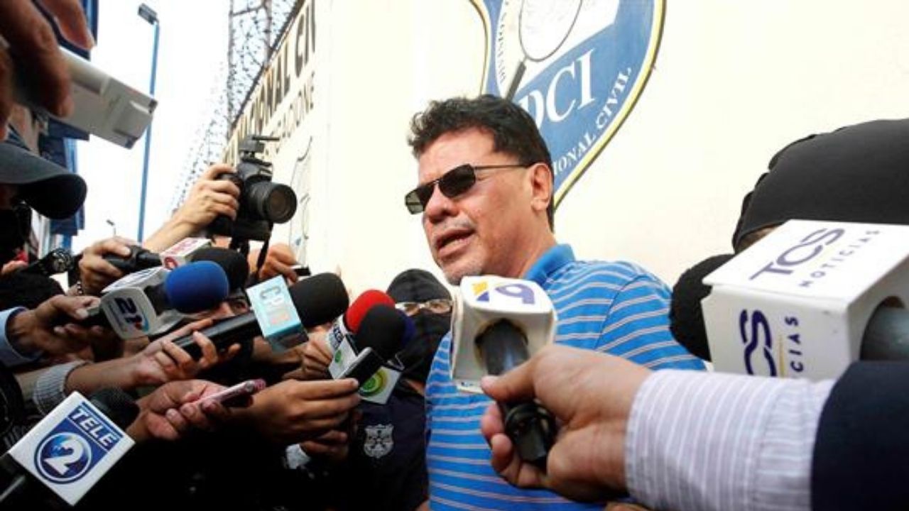 Exdirigente de fútbol salvadoreño vinculado a 'FIFAGate' se declara culpable