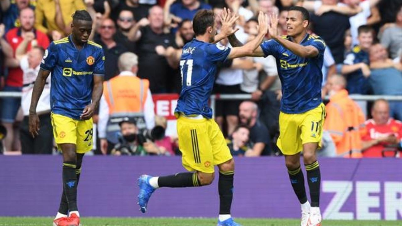 Manchester United sufrió, pero Mason Greenwood salió al rescate frente al Southampton