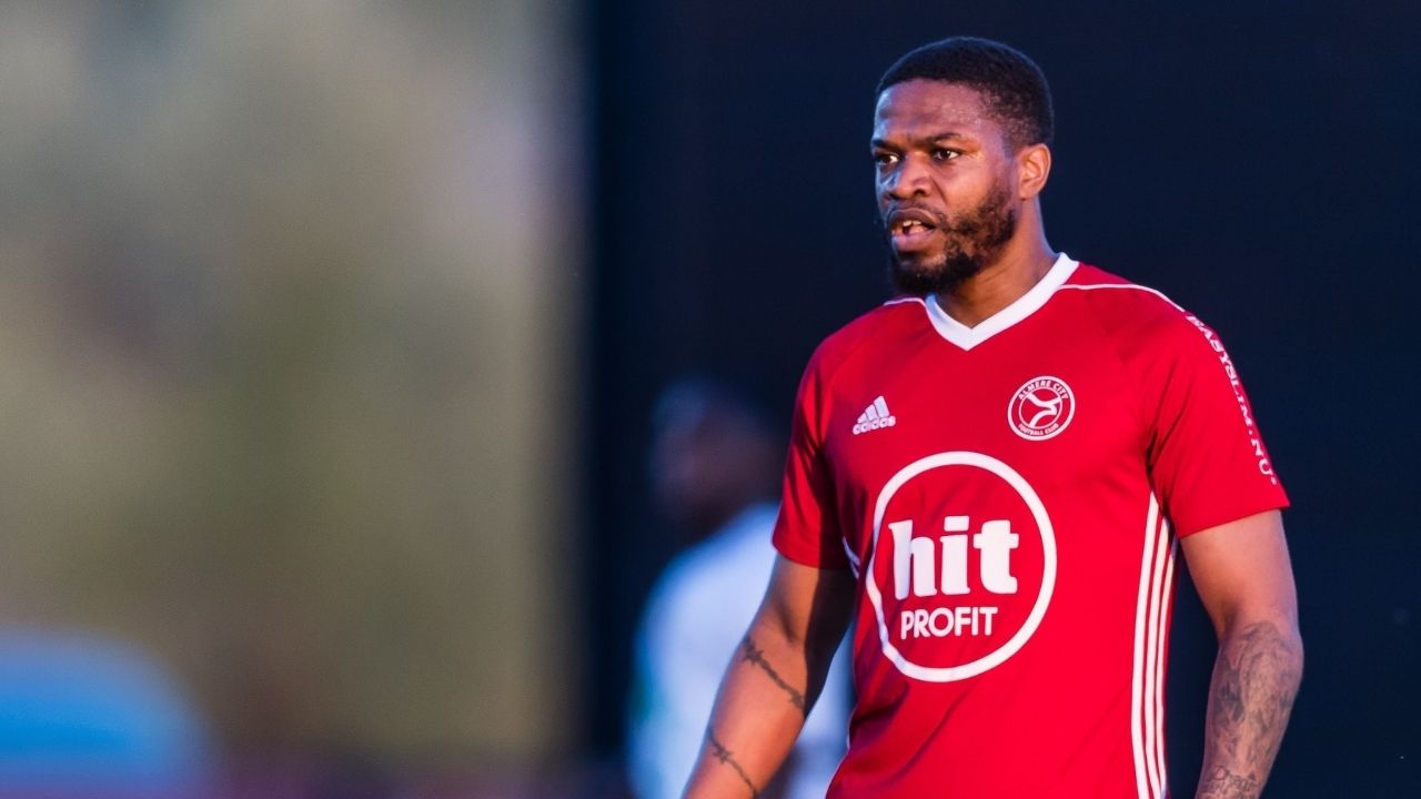 Muere de un disparo futbolista neerlandés y exjugador juvenil del Ajax