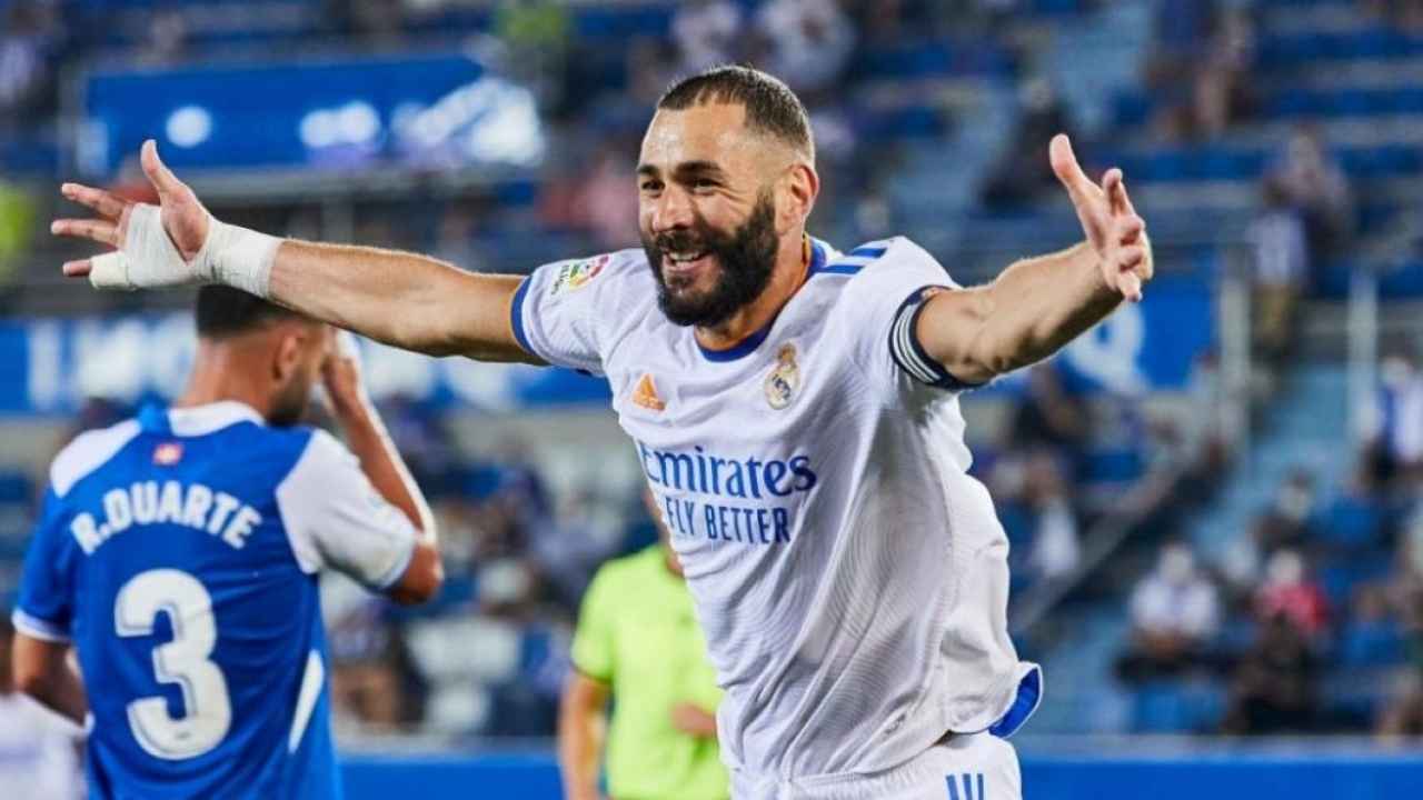 ¡Hay Gato para rato! Real Madrid hace oficial la renovación de Benzema
