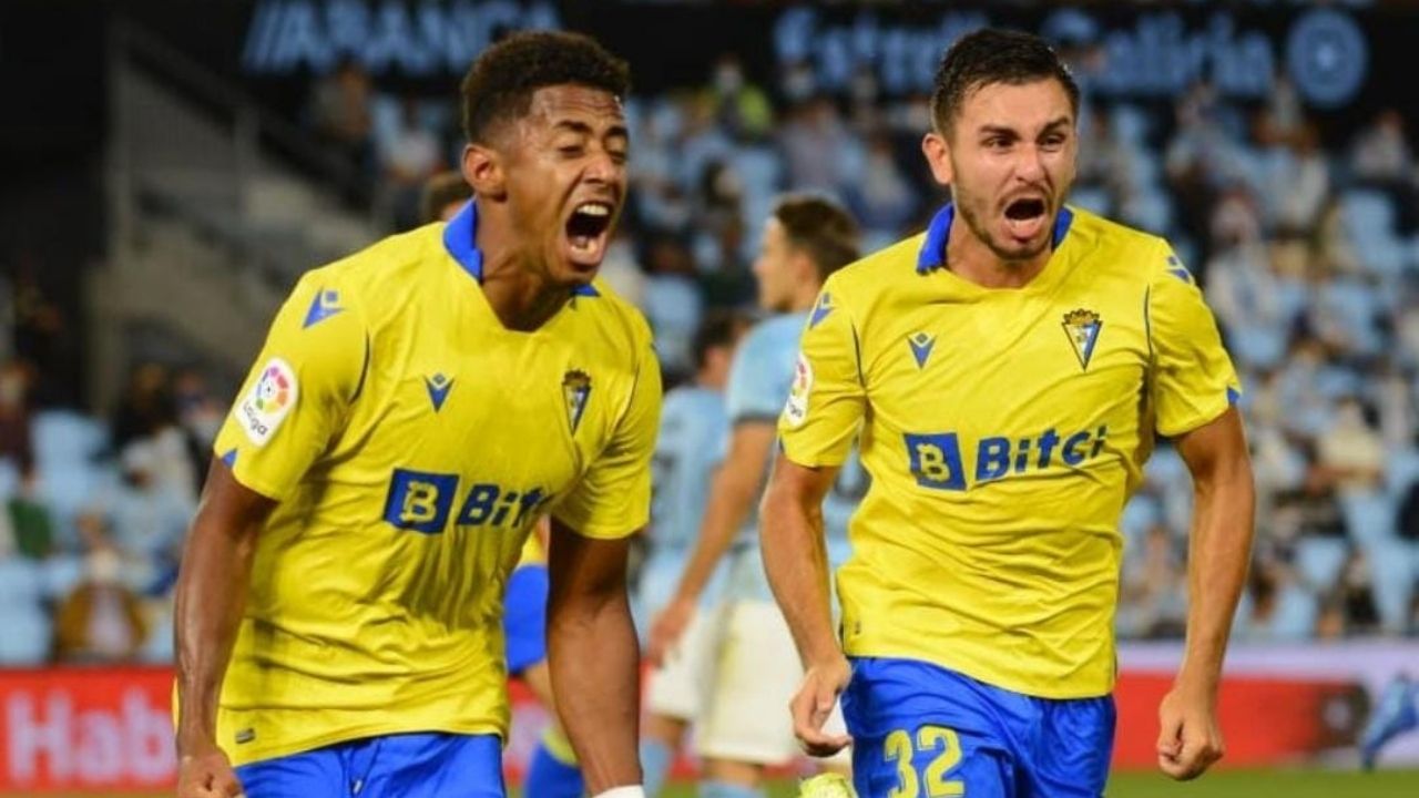 Choco Lozano fue la figura en el primer triunfo del Cádiz en La Liga