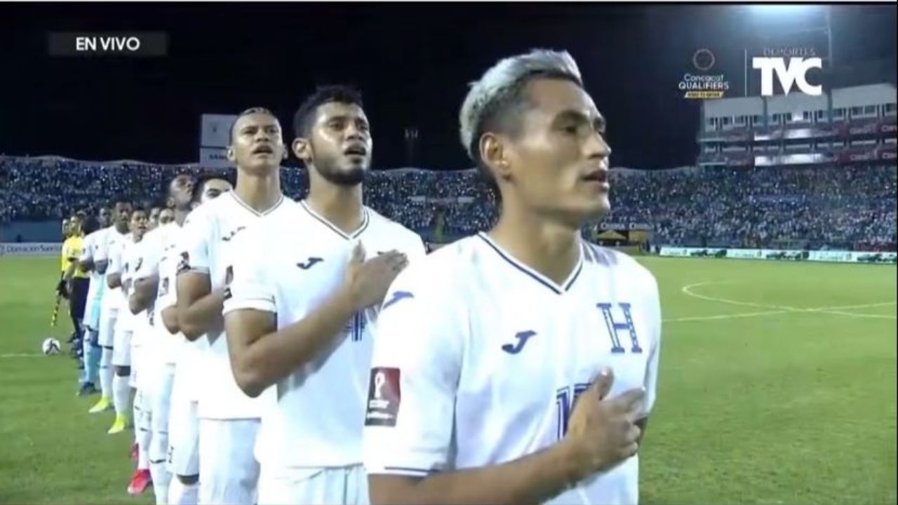 Así fue cantado el Himno Nacional de Honduras en el estadio Olímpico para enfrentar a Estados Unidos
