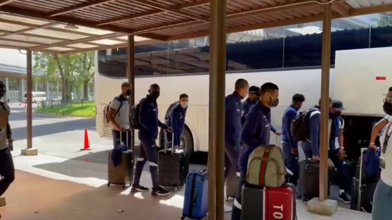 Honduras llegó a San Salvador con la idea de seguir sumando puntos en la eliminatoria