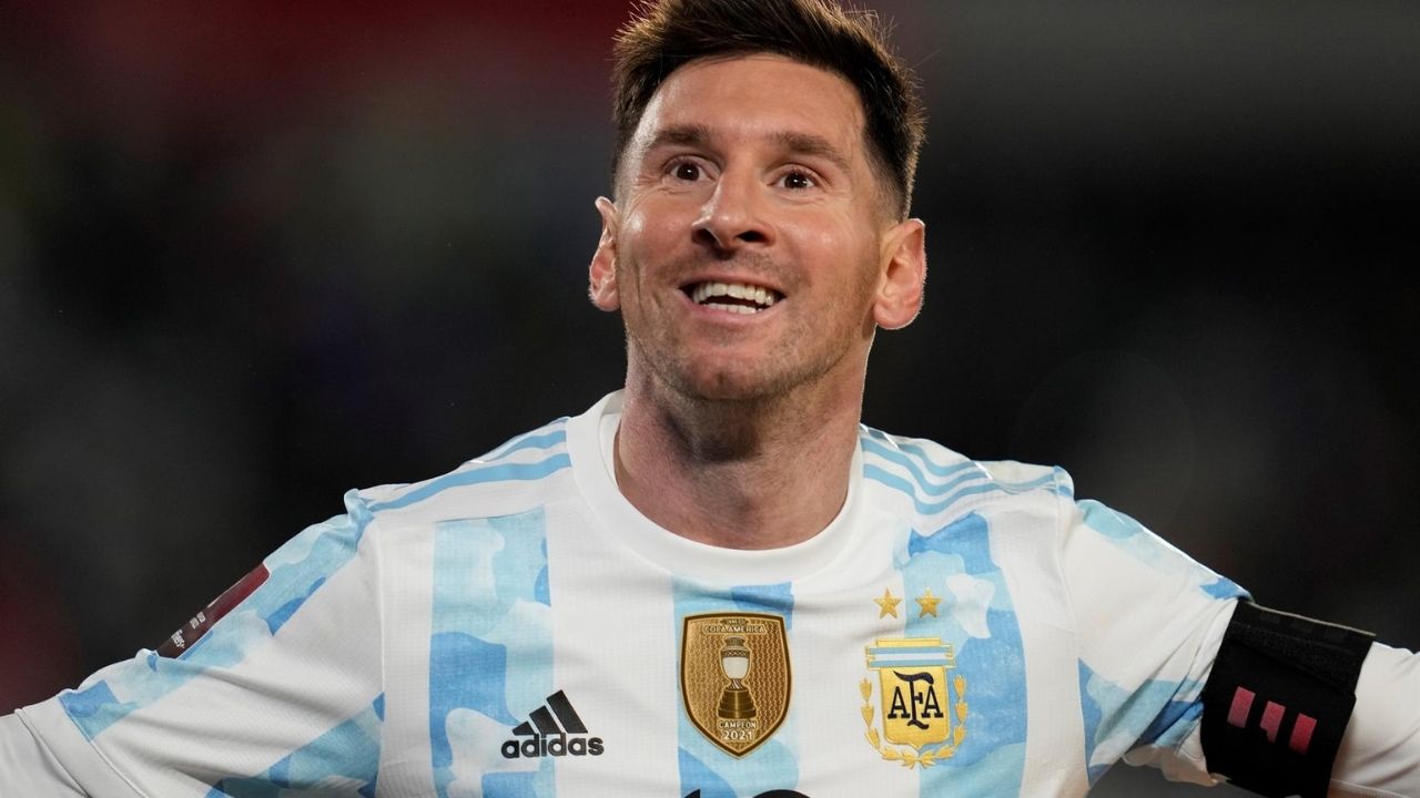 Hat Trick de Messi guía a Argentina en la eliminatoria y el jugador rompe en llanto