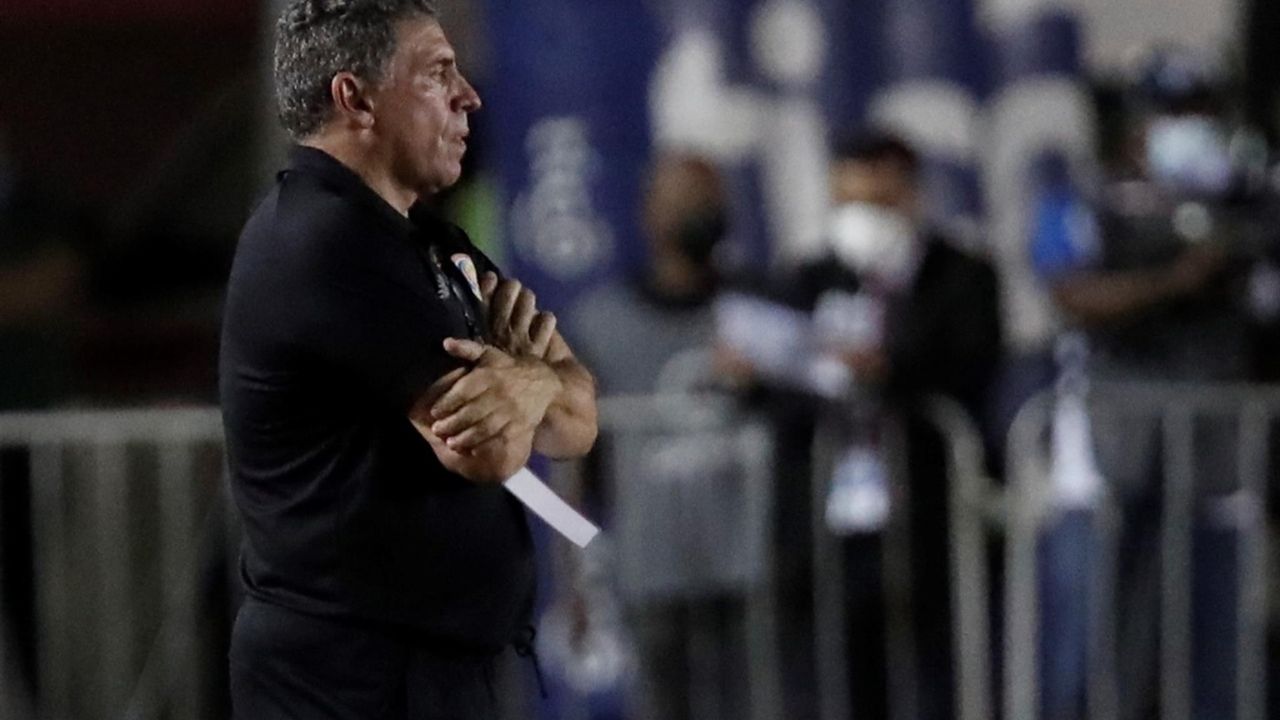 Luis Suárez ignora las críticas y admite que hablarán en las canchas