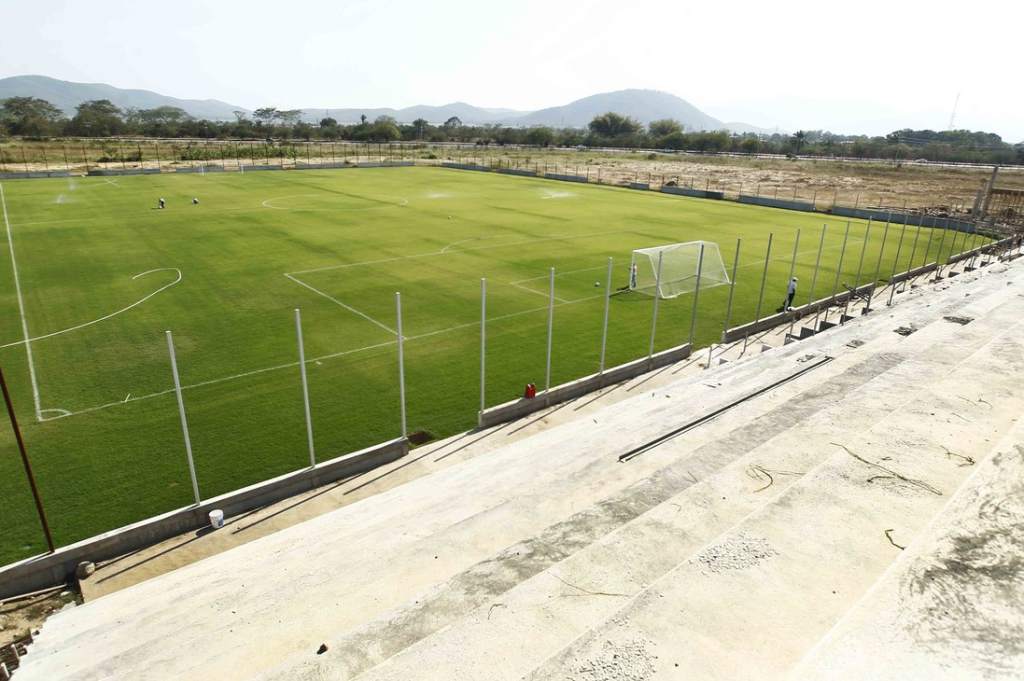 Estadio Parrillas One
