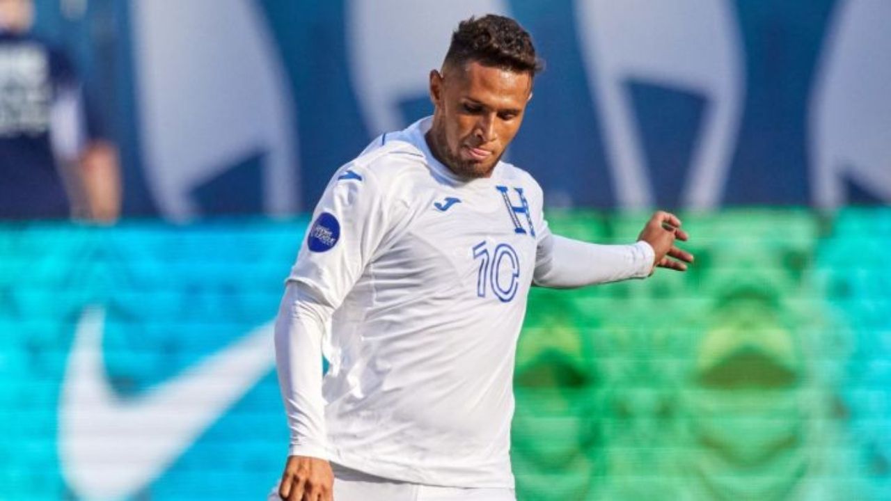 Alex López, la primera baja de Honduras para la siguiente jornada del octogonal final