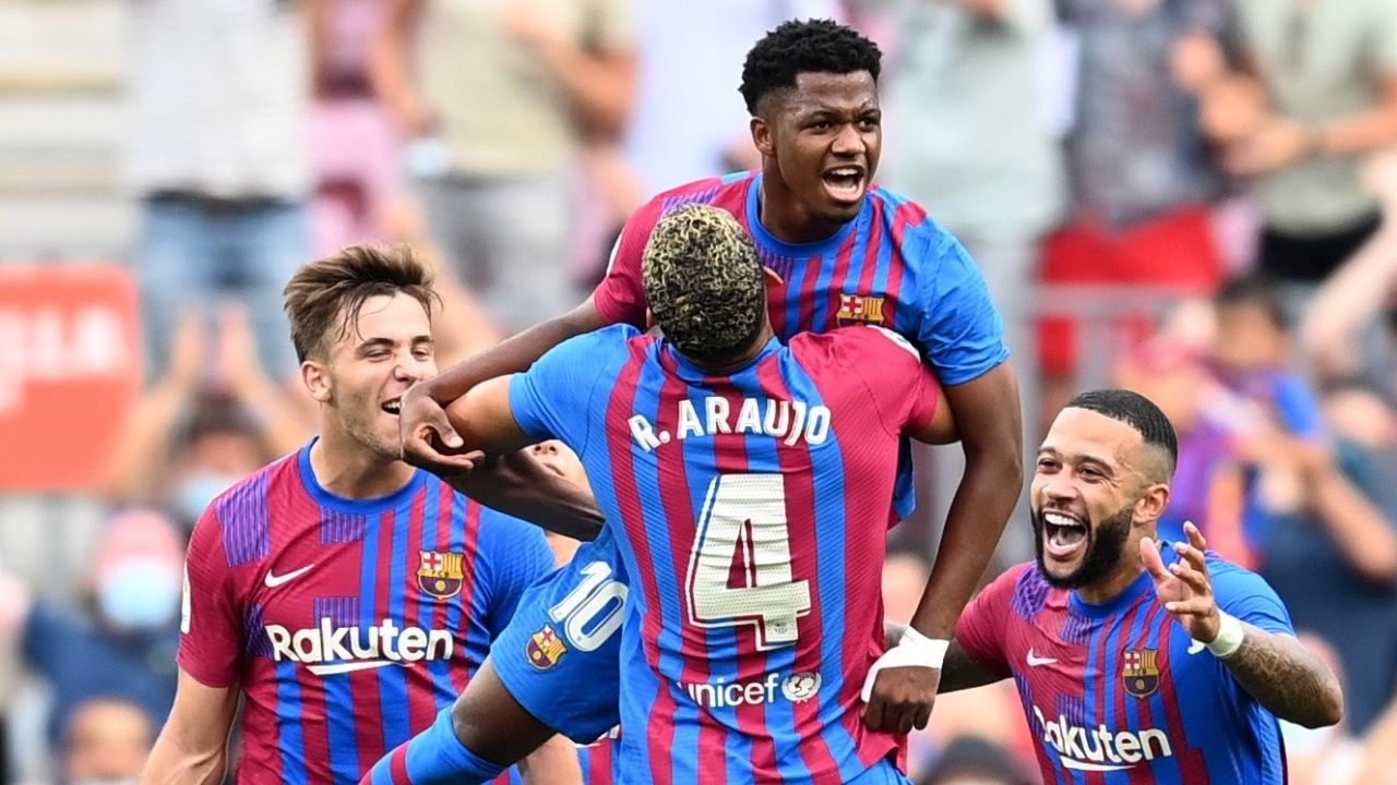 Ansu Fati regresa con gol tras casi un año sin jugar