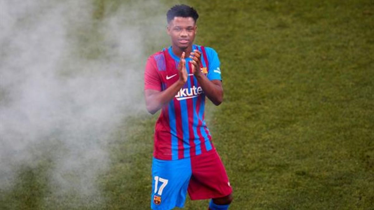 Ansu Fati hereda el dorsal 10 de Leo Messi en el Barcelona