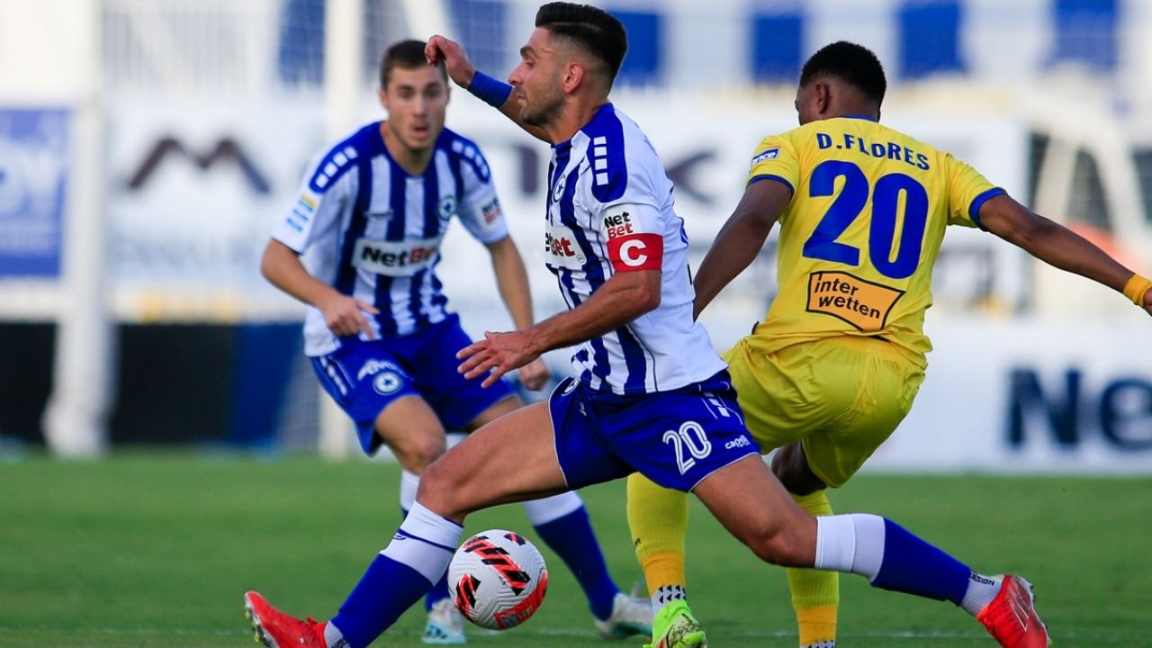 Así le fue a Deybi Flores en su debut en la Super Liga de Grecia