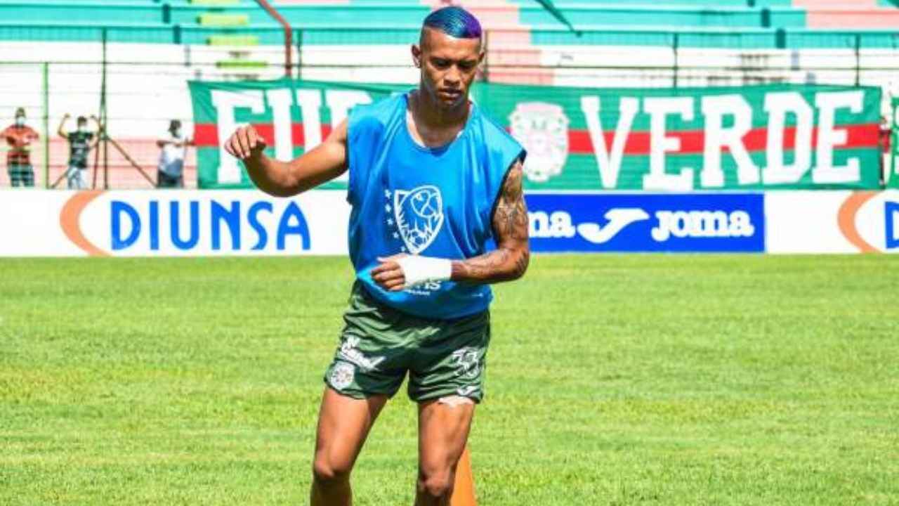 ¿Regresa la paz? Kervin Arriaga regresará ante el Vida por la Liga 5 Estrellas
