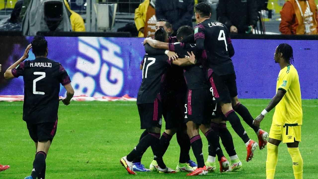 ¡Sufrida victoria! México se impone a Jamaica y toma el liderato de la eliminatoria