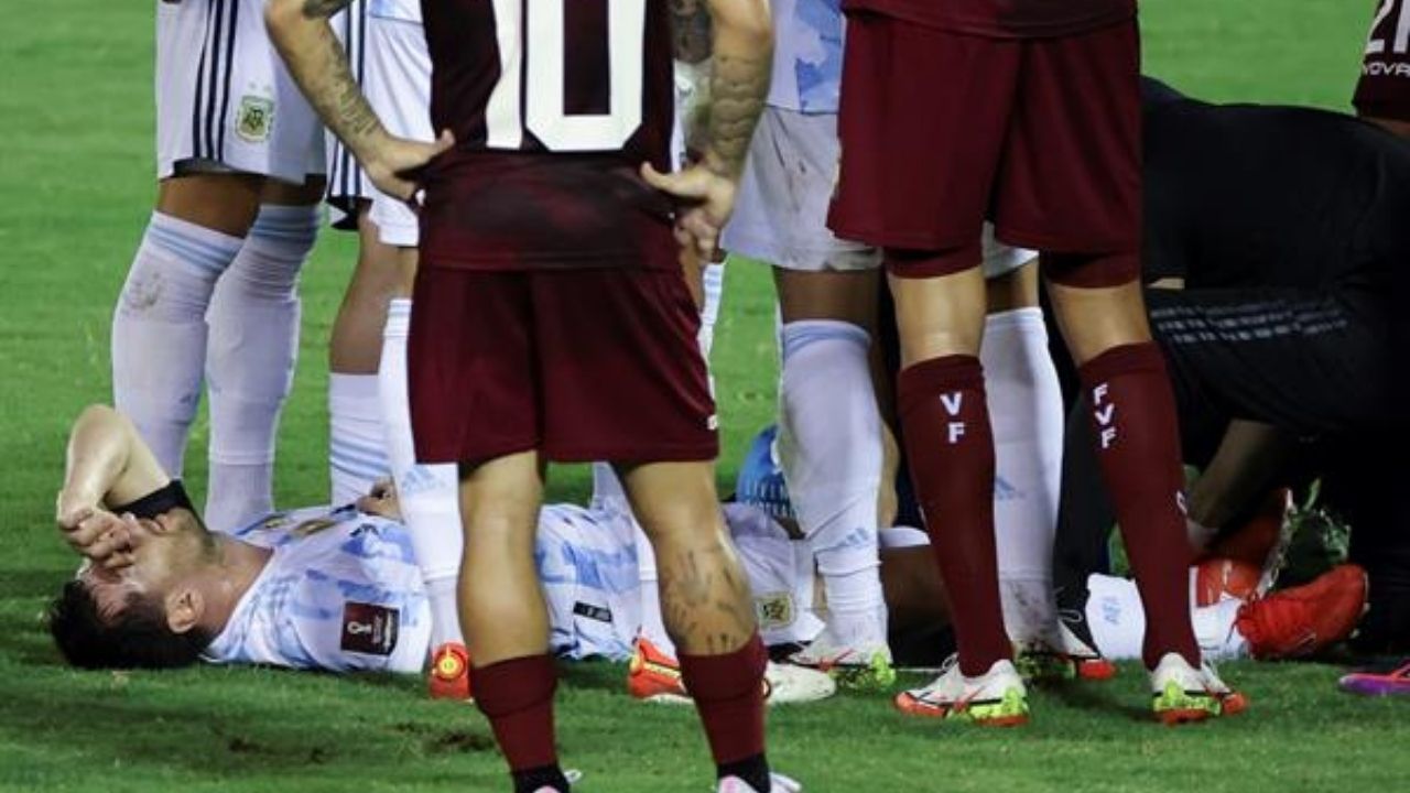 Scaloni habla sobre el estado actual de Messi tras una dura entrada en el juego ante Venezuela