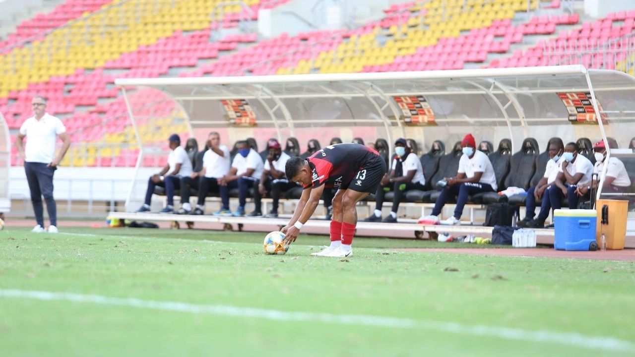 Bryan Moya debutó con triunfo en la primera jornada de la Liga de Angola y se alista para la H