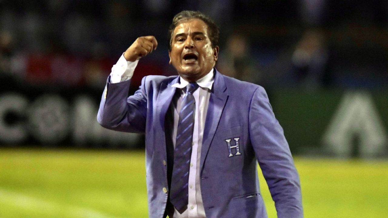 Jorge Luis Pinto a un paso de volver a dirigir una selección de Concacaf