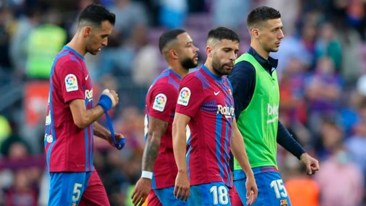 Busquets, Gavi y Piqué, los más destacados de un flojo Barça
