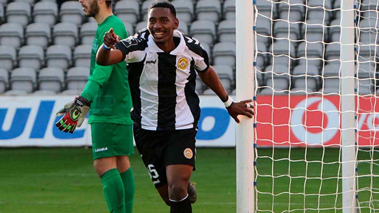 Bryan Róchez anota doblete con Nacional tras recuperar su titularidad en Portugal