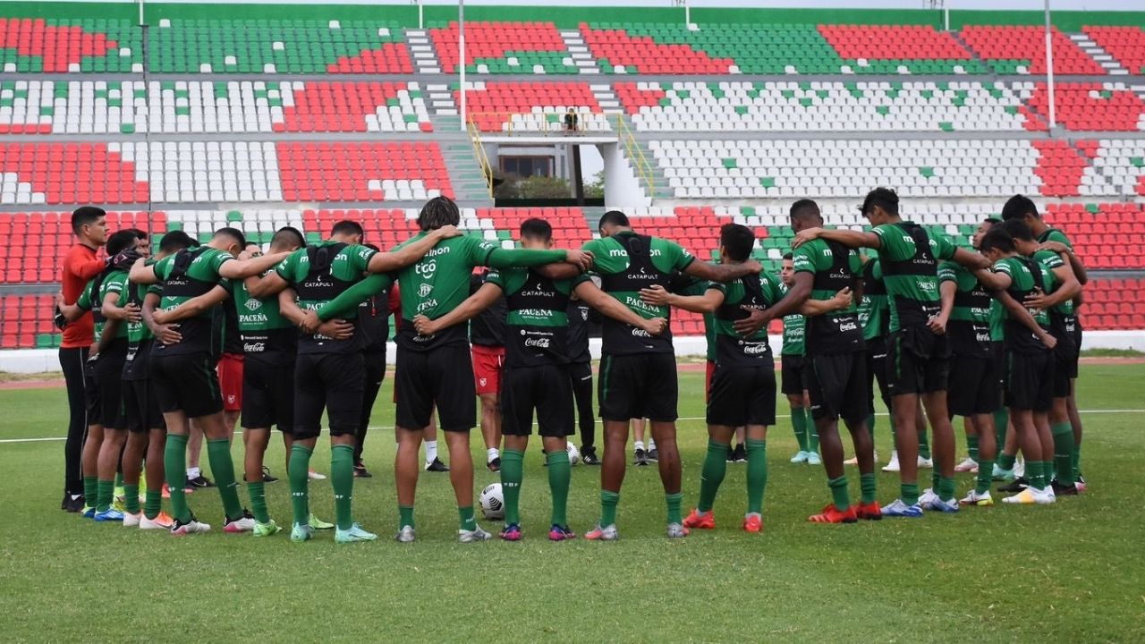 ¡Cuidado Rubilio! Covid-19 golpea a club de primera división cuando suben contagios en Bolivia