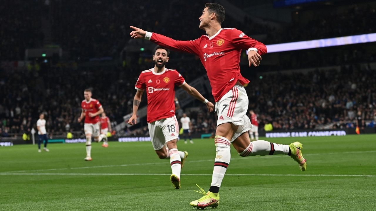 Cristiano Ronaldo le anota al Tottenham y rompe su sequía en la Premier League