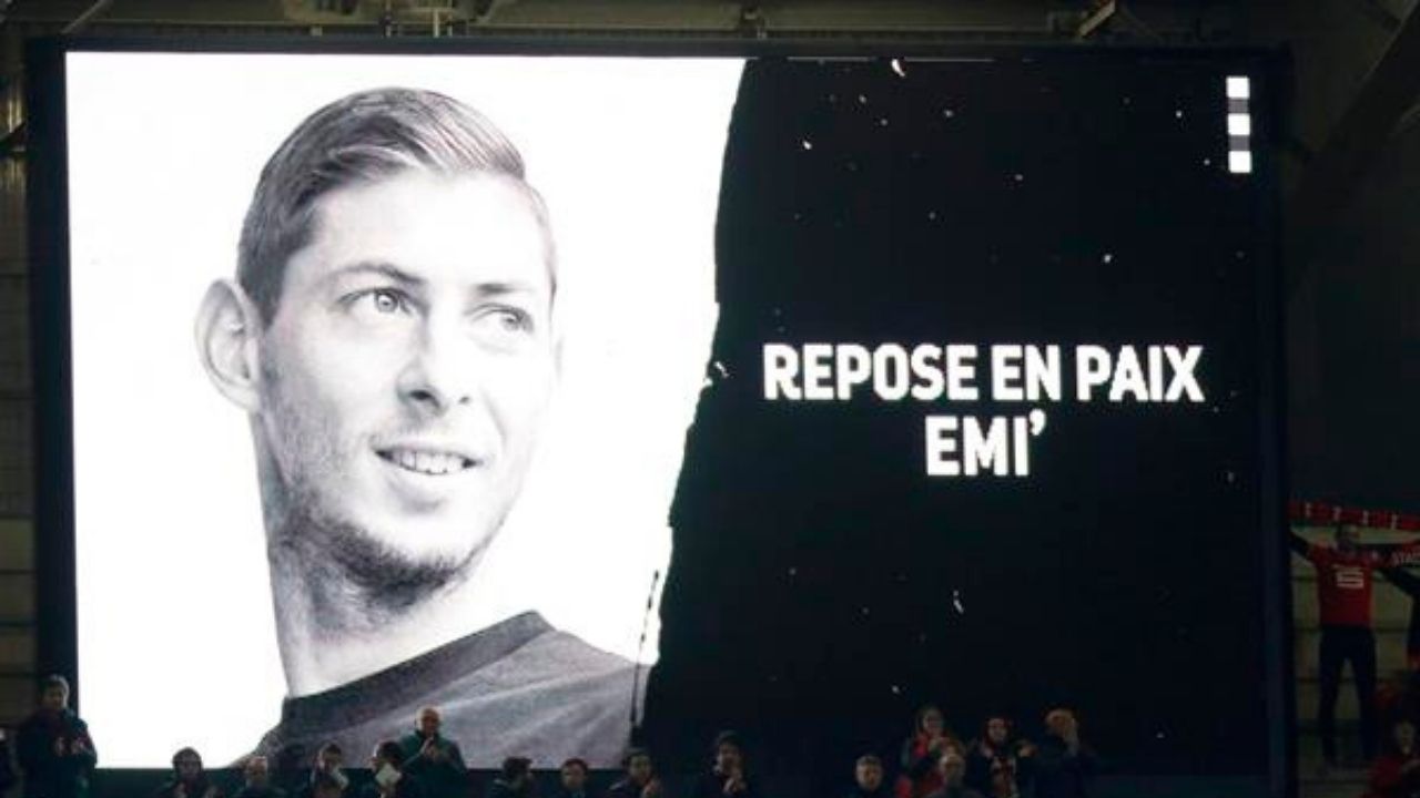 Británico juzgado por la muerte de Emiliano Sala actuó por dinero, afirma fiscal