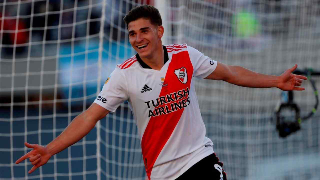 River se queda con el superclásico del fútbol argentino