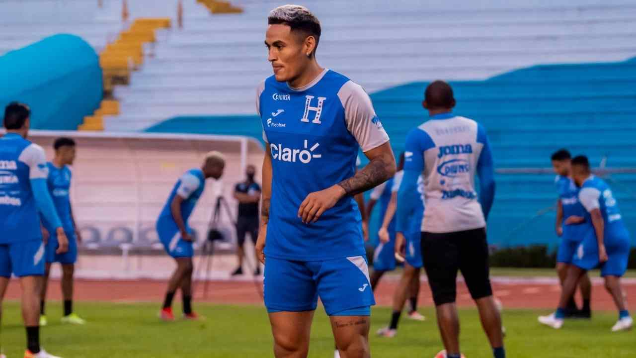 Honduras continúa la preparación del clásico centroamericano