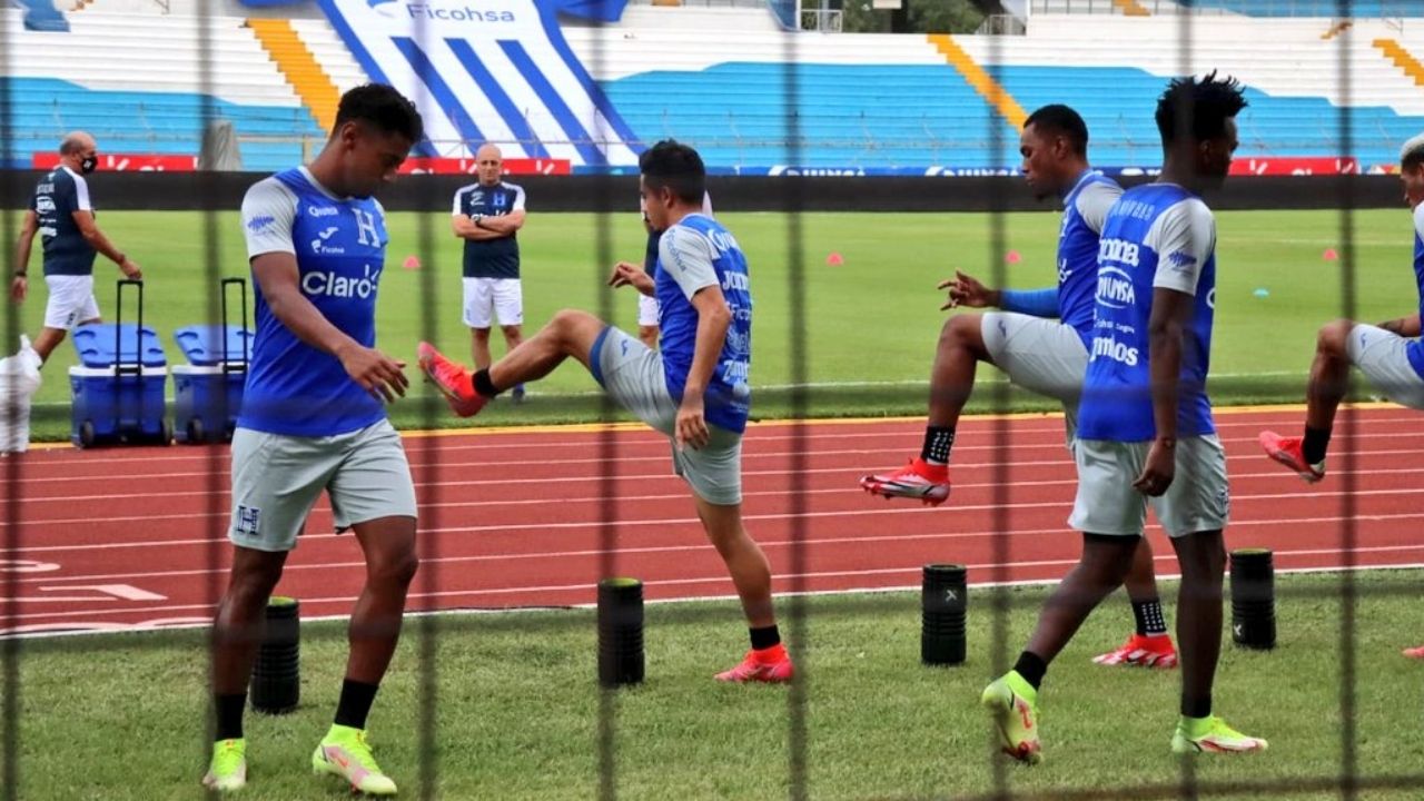Jugadores hondureños que lamentaron su no convocatoria para la triple fecha de octubre