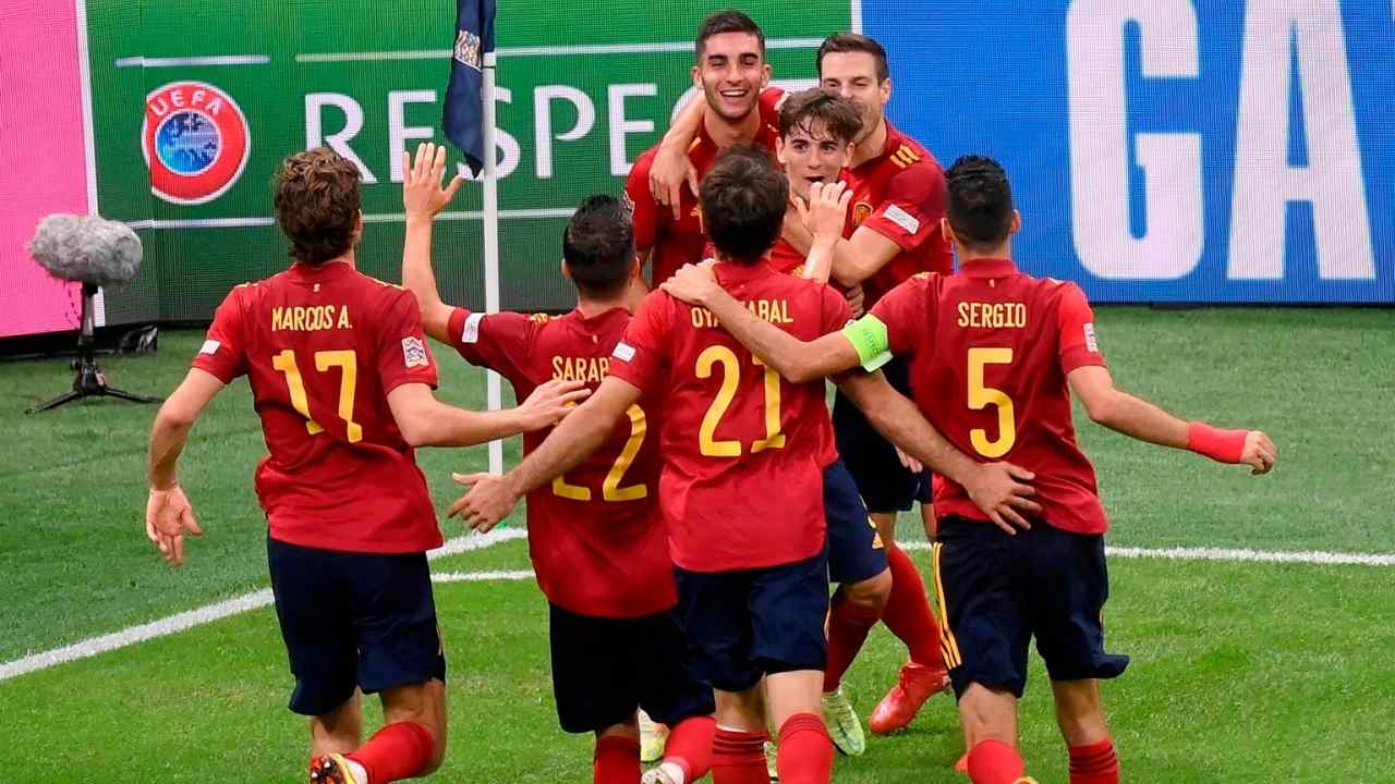 España accede a la final tras fulminar la racha de Italia