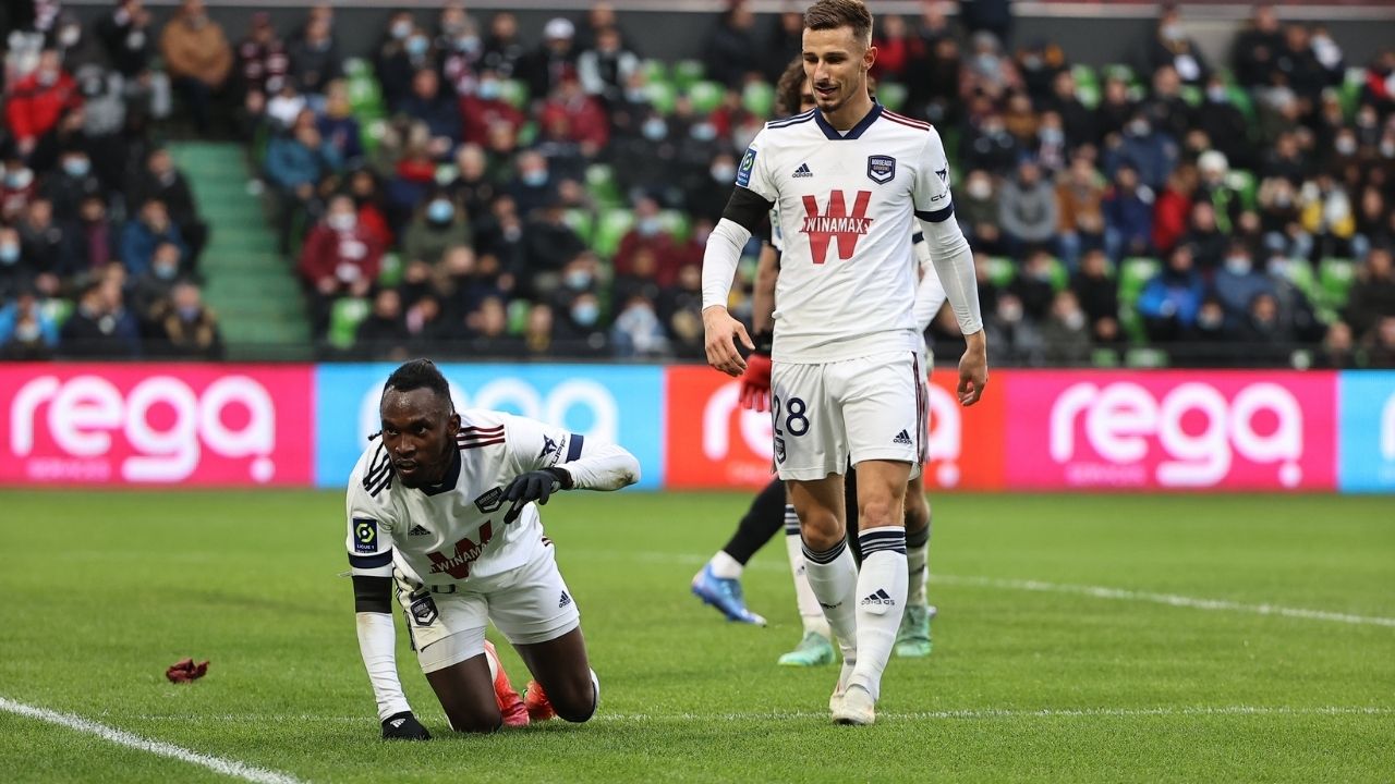 Alberth Elis anota su tercer gol con el Girondins en la Liga de Francia