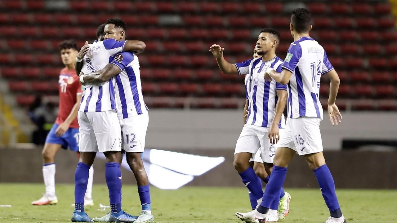 La selección llegará dividida a Honduras en su salida de Costa Rica