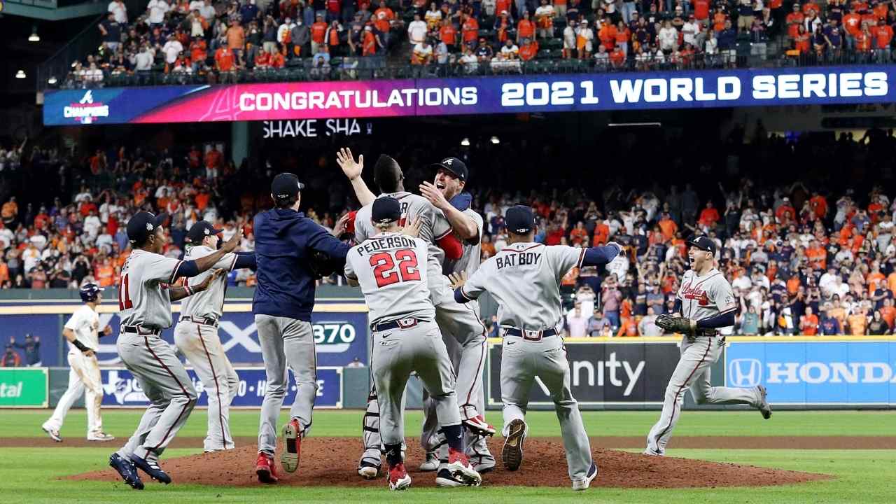 ¡Campeones! Bravos se queda con la Serie Mundial, con Fried y Soler de estrellas
