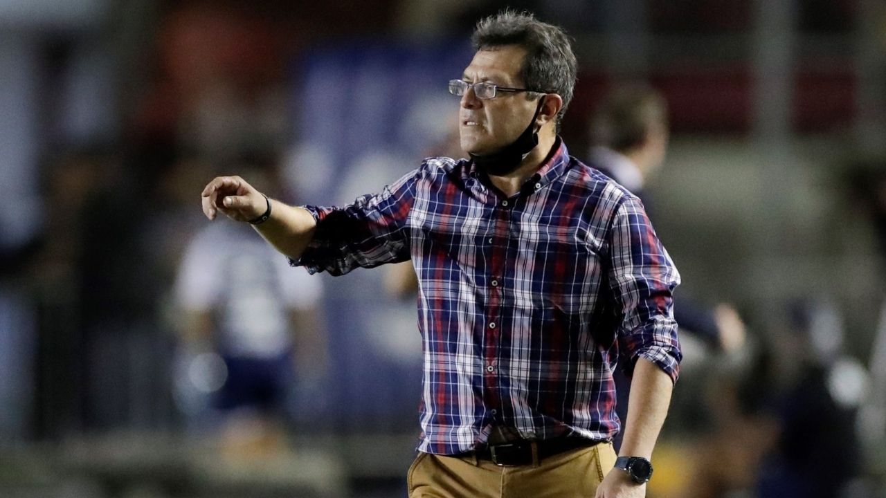 Hugo Pérez dice que El Salvador va "a luchar hasta el final" del octogonal