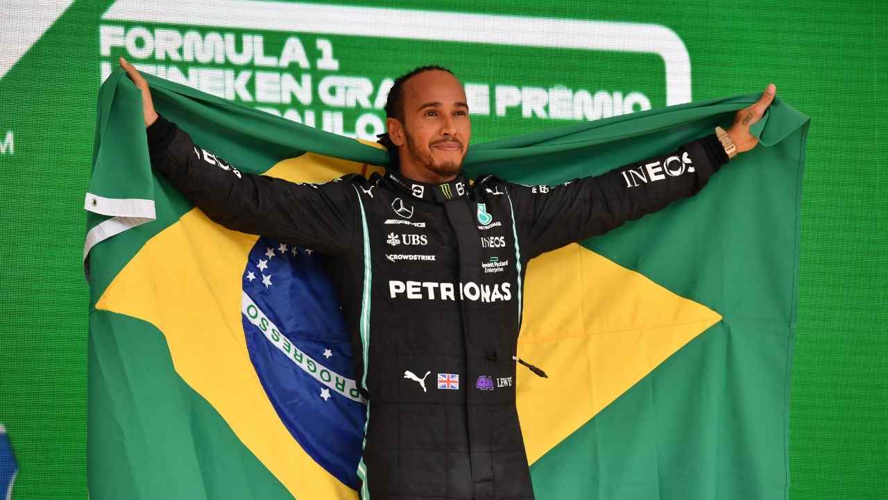 Fórmula 1: Hamilton gana en Brasil y recorta ante Verstappen