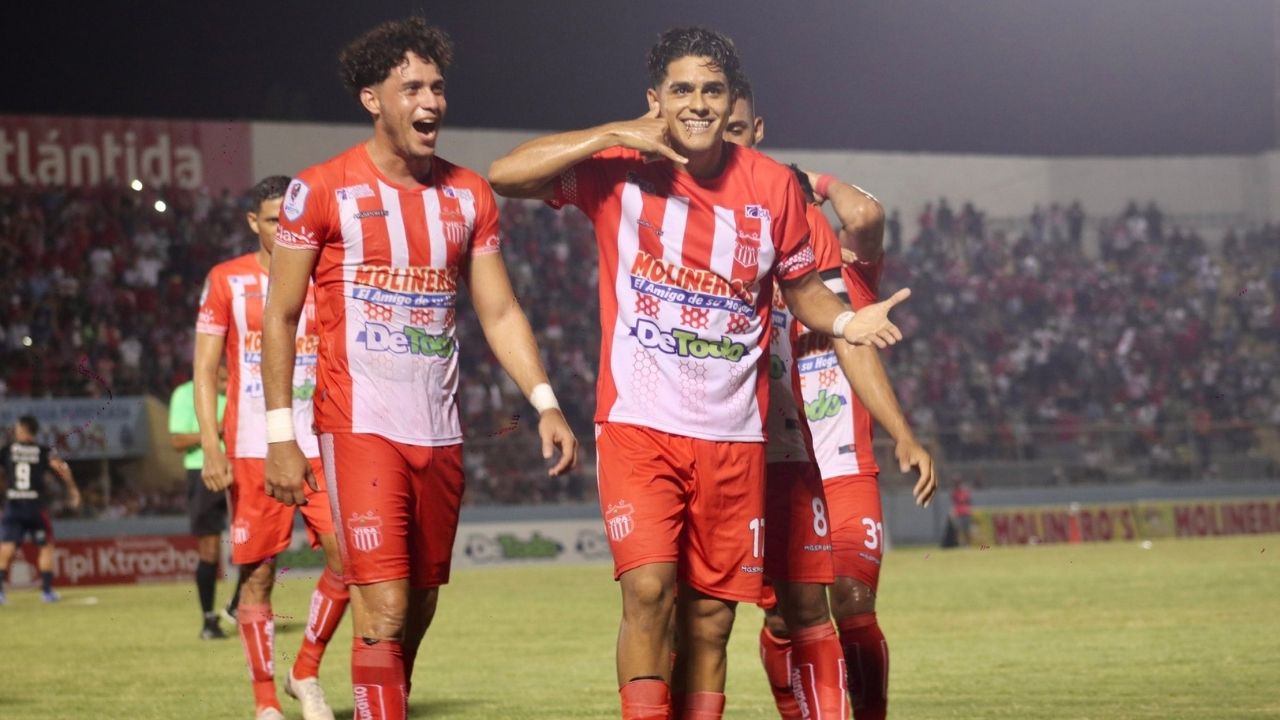 Luis Palma cumplirá su sueño de jugar en el extranjero, confirmó el Vida