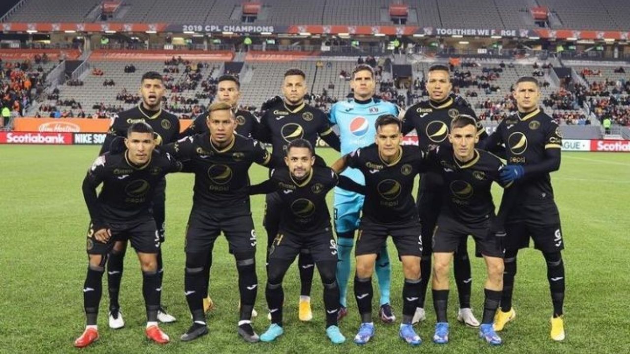 Los 11 posibles guerreros que mandará Diego Vazquez contra el Forge en el Nacional