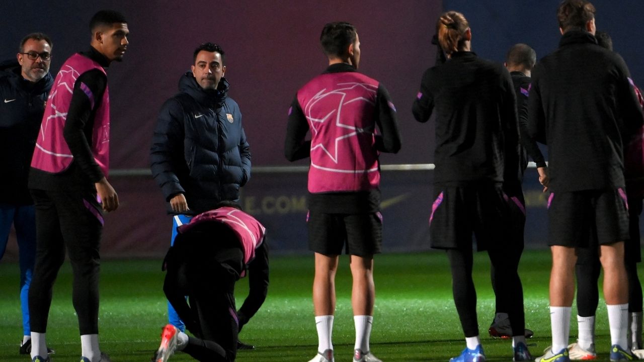 Xavi quiere 'ganar y jugar bien' en su debut como técnico del Barcelona en la Champions League