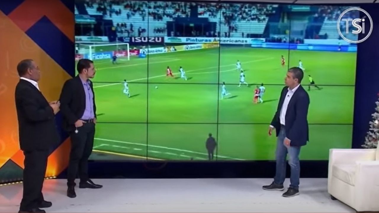 Juan Carlos Pineda hace un análisis táctico de los duelos Motagua vs Real España y Olimpia vs Vida