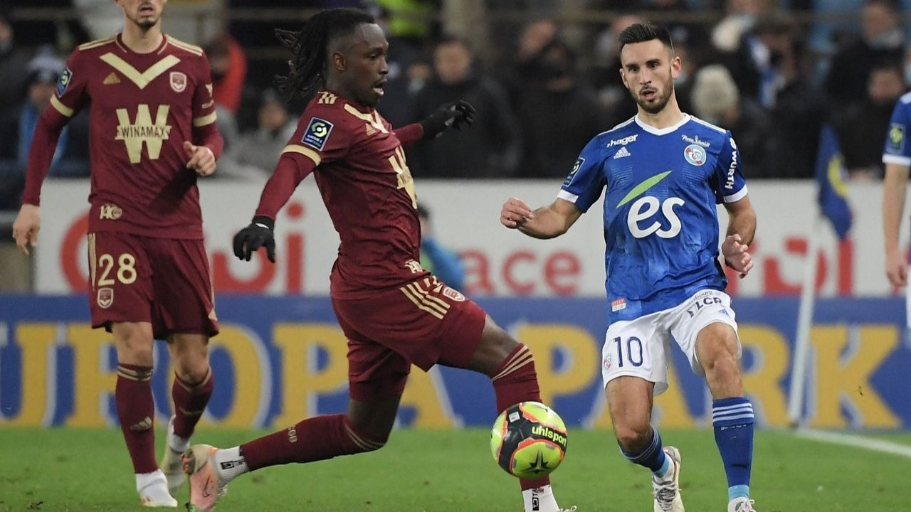 ¡Golea Elis! Strasbourg derrotó 5-2 al Girondins Burdeos de Alberth Elis en la Liga de Francia