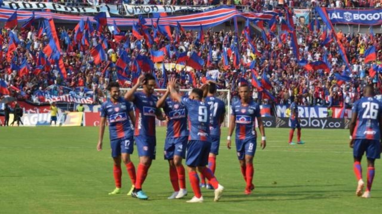 Escándalo en Colombia por sospecha de amaño en partido de fútbol profesional