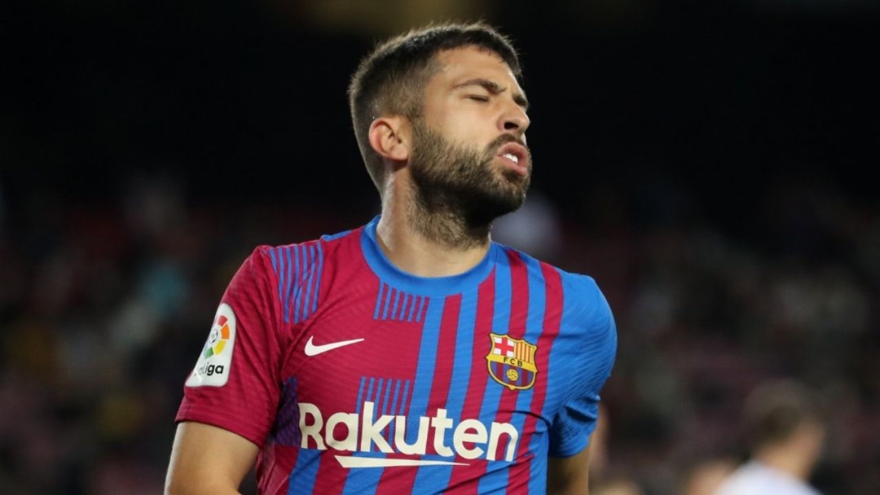 Jordi Alba también será baja en Son Moix al haber dado positivo por covid-19