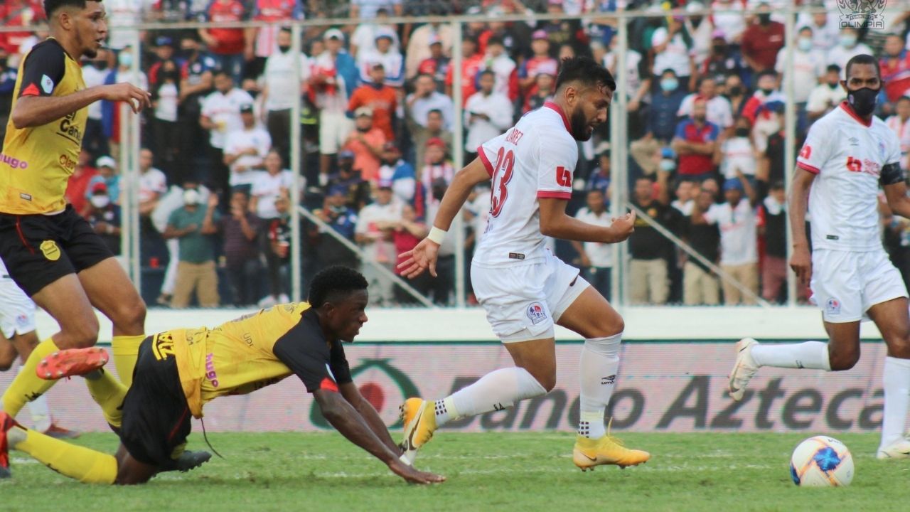 Dos goles de hondureños destacan en el top 10 de ESPN