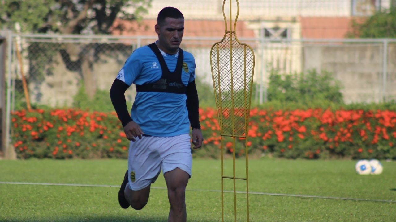 En exclusiva con Omar Rosas: 'Nos sentimos favoritos nosotros, porque somos un equipo grande'