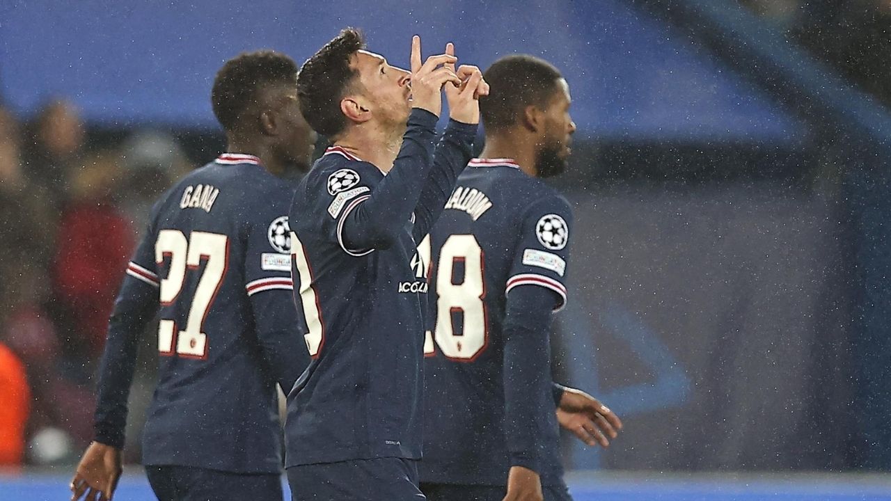 Con doblete de Messi, PSG golea al Brujas en la última jornada de la Champions