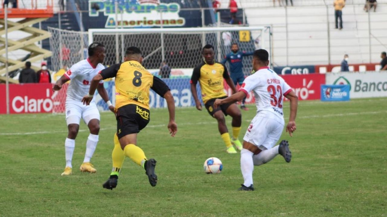 ¿Juego de alto riesgo? Atención a la advertencia que hace Julio Núñez por la gran final hondureña