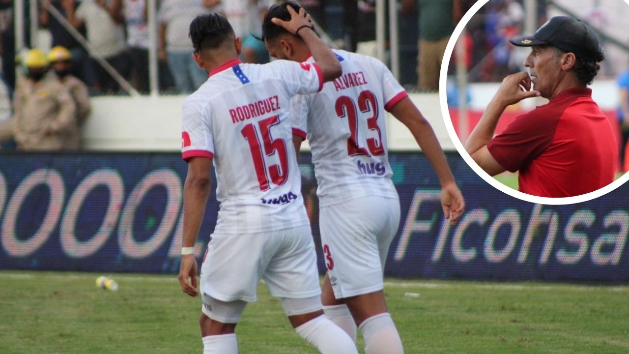 Pedro Troglio sobre Jorge Álvarez: 'Pensé que iba jugar bien no que iba a marcar esos dos golazos'