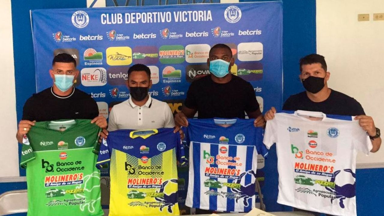Victoria no anda jugando y suma tres refuerzos más para encarar el próximo torneo